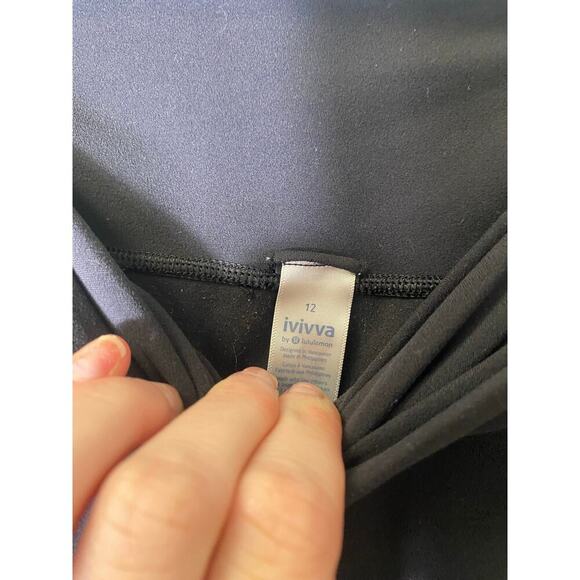 Ivivva Girls Black Leggings Sz 12 - Picture 4 of 4